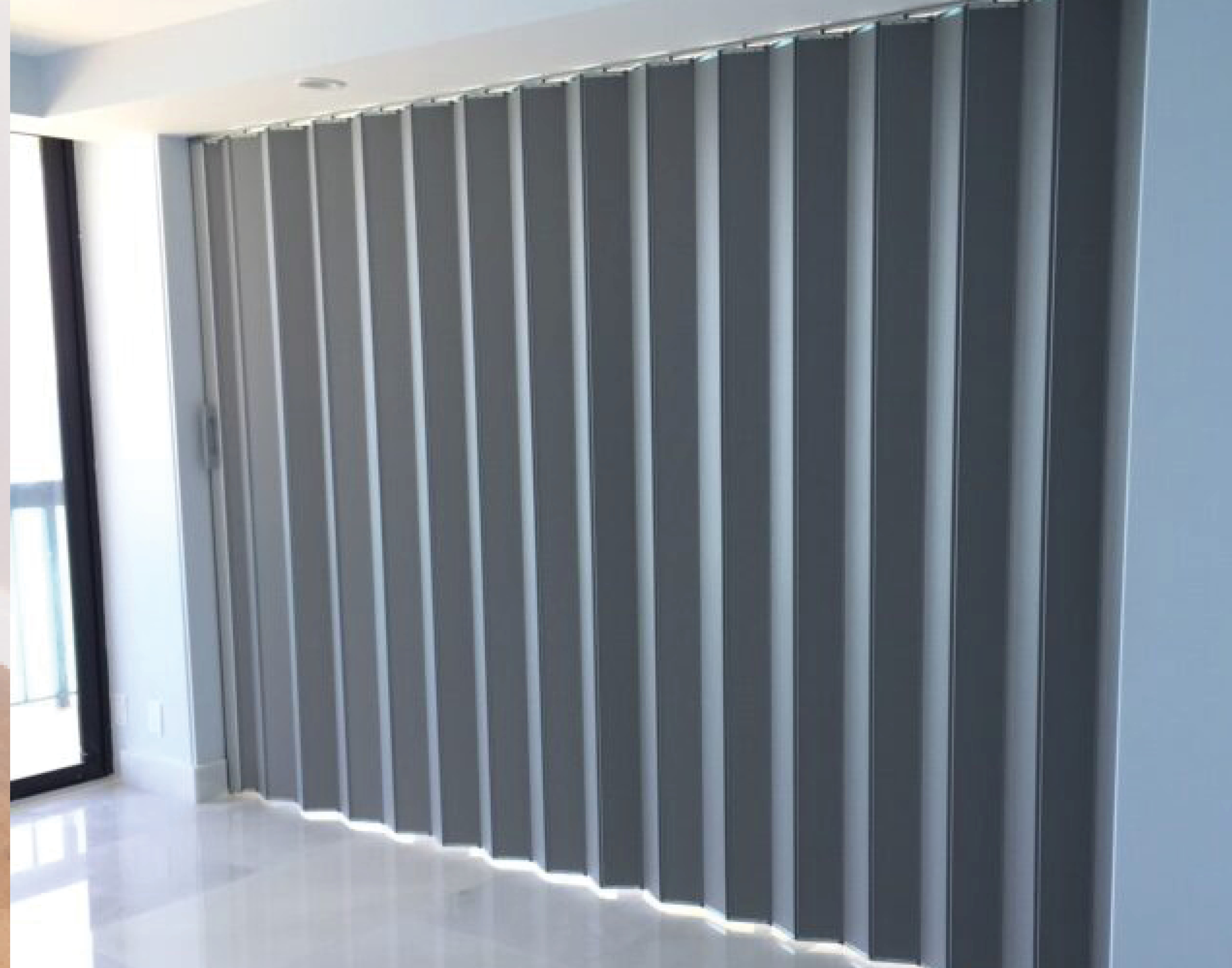 Commercial | Accordion Door
